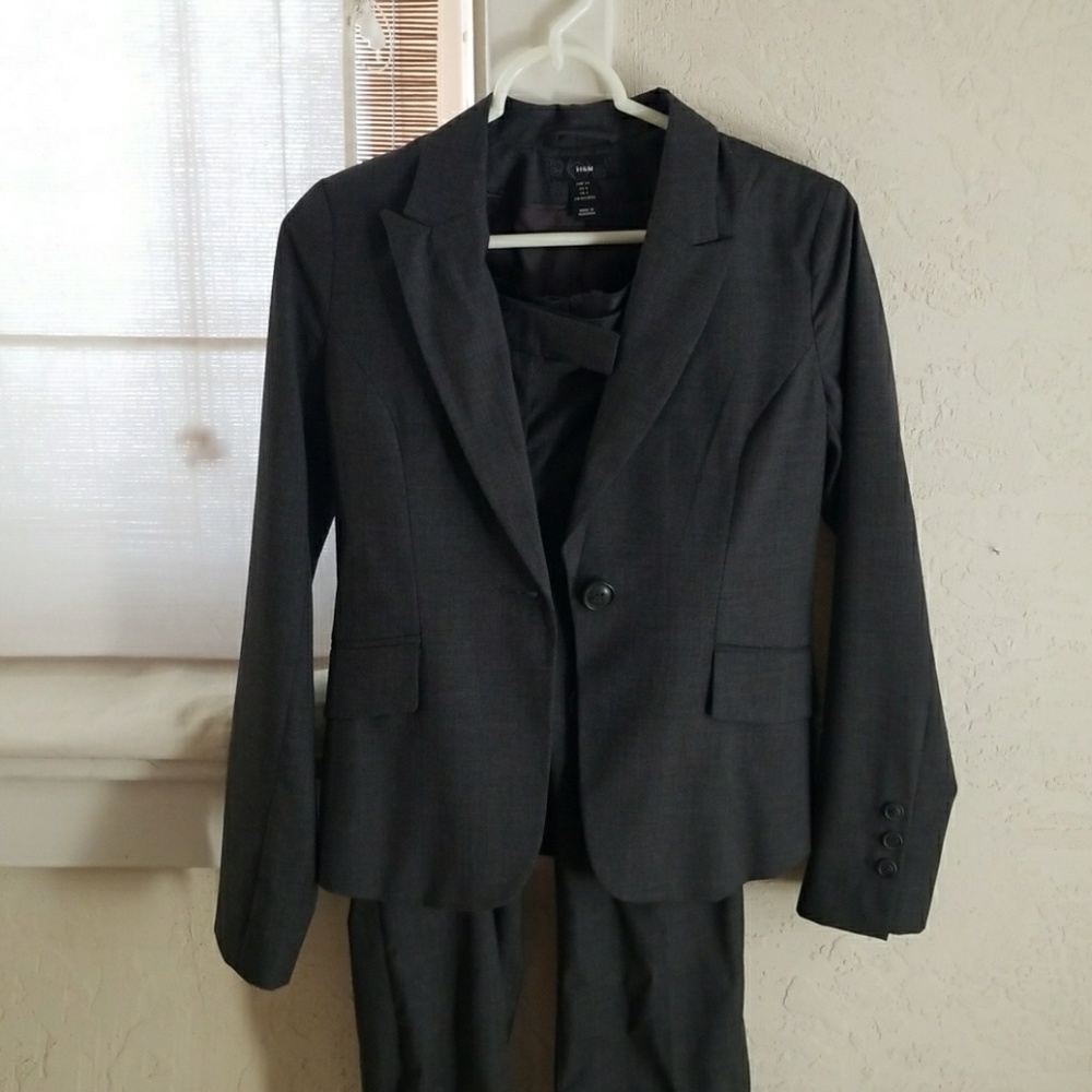 H&M Pant Suit